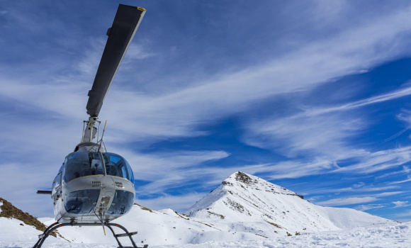 Heliskiing - na czym polega i co warto wiedzieć?